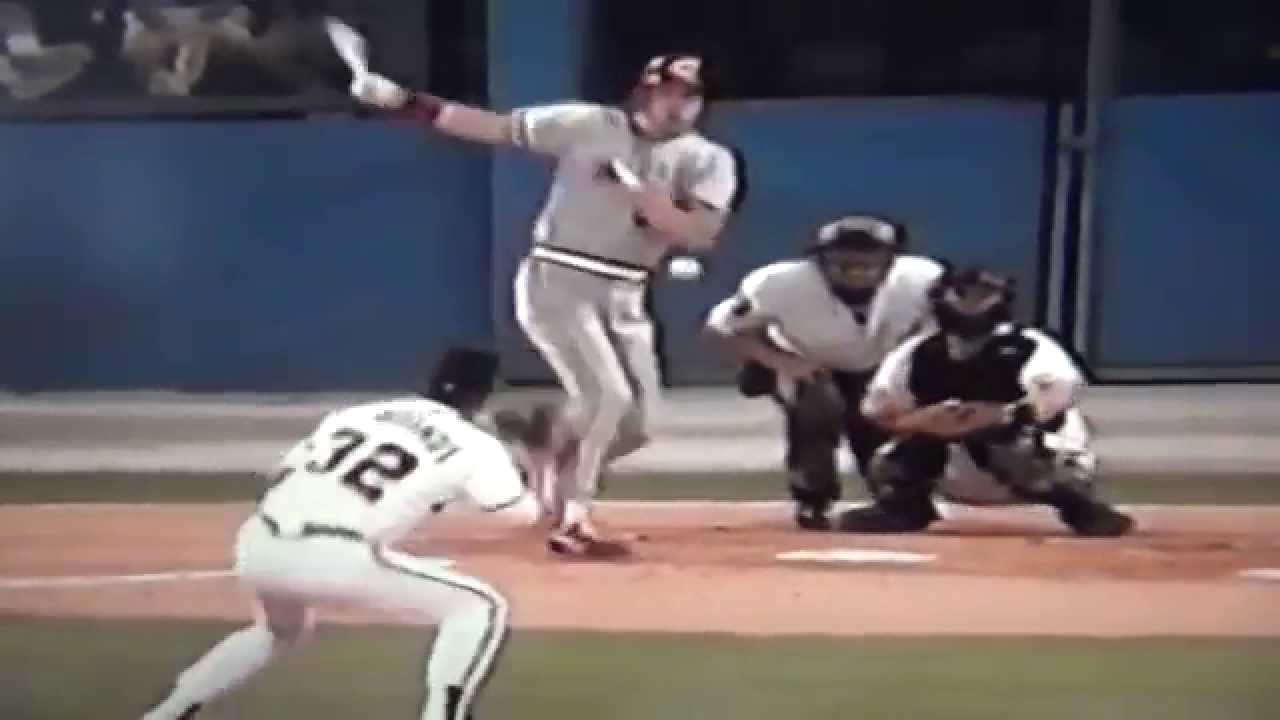 Charlie Leibrandt Great Play On Hal Morris!