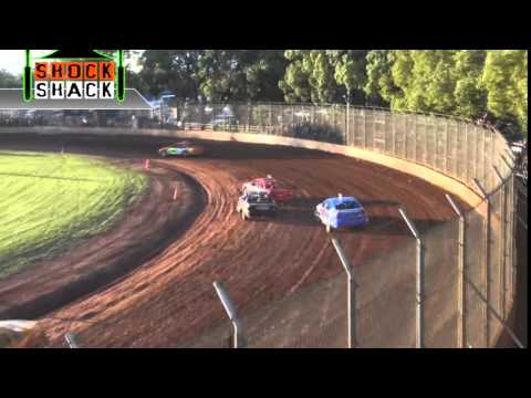 Modified Sedans - Heat 3 - Kingaroy Speedway - 03.05.14