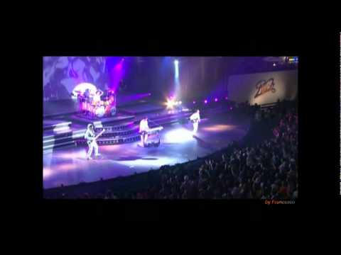 I Pooh ~ Tutto alle tre + Stare senza di te  live 2006