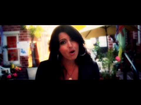 Carolyn Rodriguez - Amor Prohibido (Official Music Video)