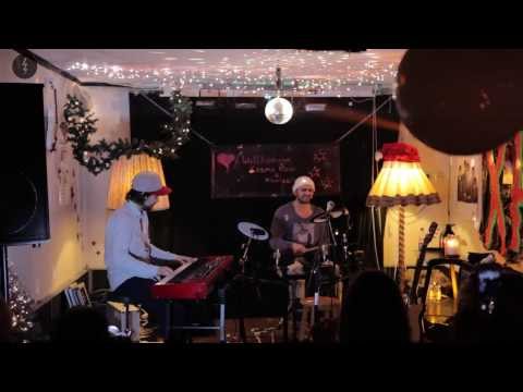 Cosmo klein - By Tonight (Duo Version)