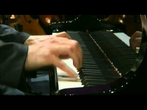 Beethoven Piano Concerto no 4  in G major  Paul Lewis