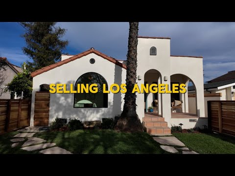 Building The Brand Ep. 16 | Open Houses, Showings, and Family Time