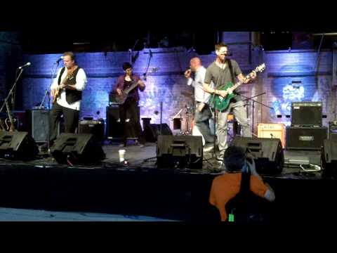 SoSumi - Use Somebody (Kings of Leon cover)