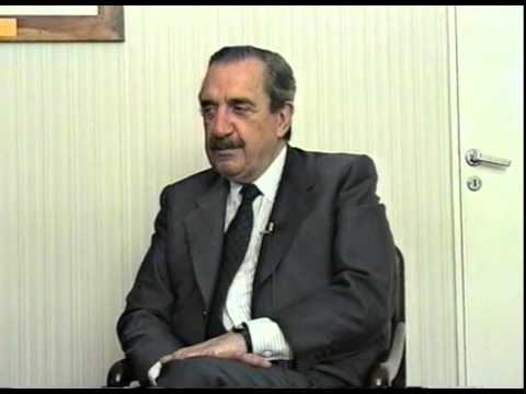 "Raúl Alfonsín habla sobre Manuel Sadosky"