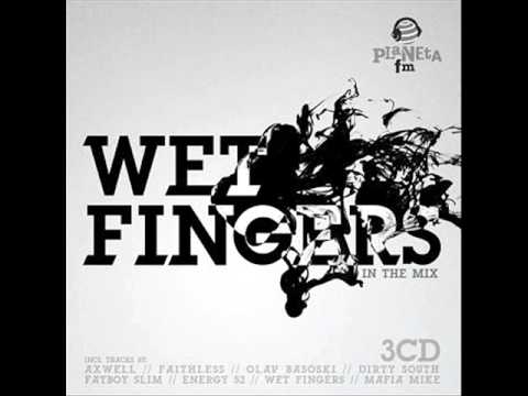 Wet fingers in the mix - ?