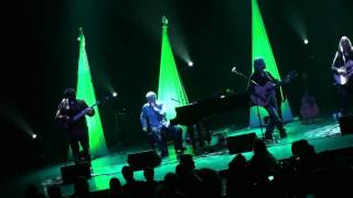 Dennis DeYoung of Styx- &quot;Fooling Yourself (Angry Young Man)&quot; *Unplugged* (HD) Live on 4-22-2010