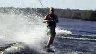 preview picture of video 'Wakeboarding 2005'