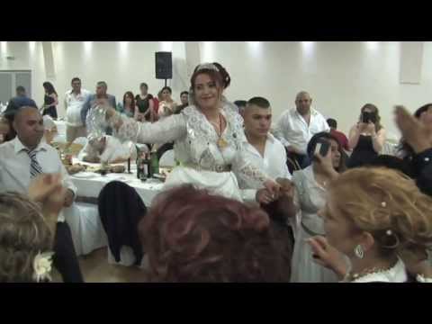 Mario i Elvira ( Makedonsko devoce* )