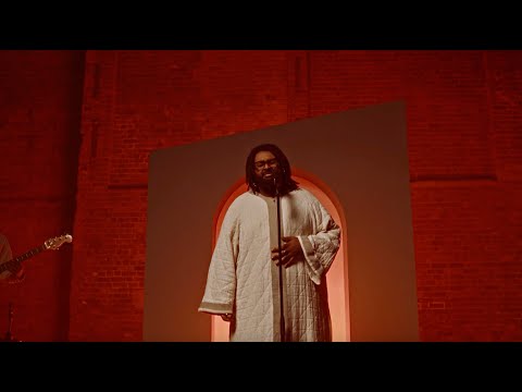 Elmiene - Light Work | BRITs 2025 Rising Star Session