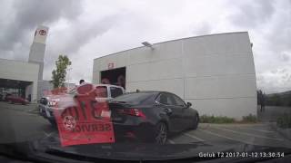 Toyota dealership hits my car and talks crap ! (READ DESCRIPTION)