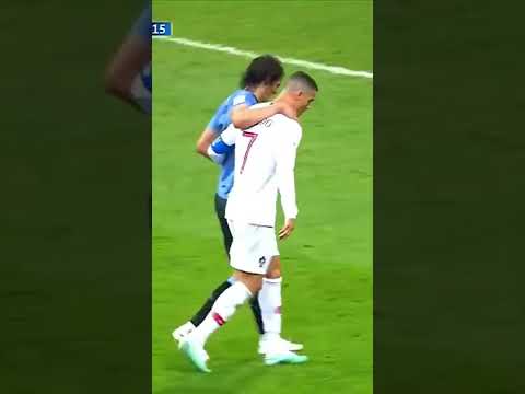 Respect between Ronaldo and Cavani 🥰