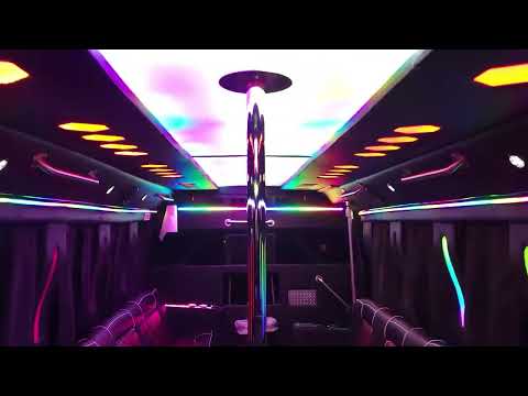Storm Party Bus Tour - 27-29 Passengers