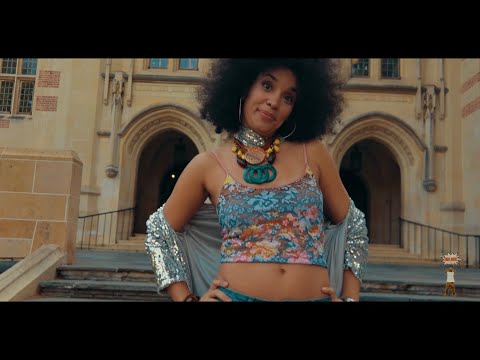 Chila Lynn - M I L F V I B E S (Official Music Video)