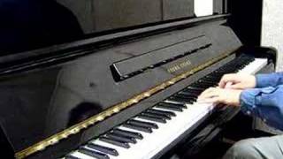 Smoke gets in your eyes piano solo