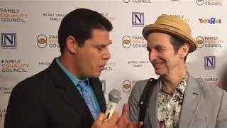 Tom Bourdon interviews Denis O'Hare video