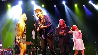 Hasn't Hit Me Yet, Blue Rodeo w. Alan Doyle, Kendel Carson & Miranda Mulholland, Empire Rockfest