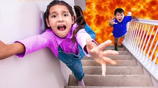 Download lagu Floor Is Lava Challenge! Wendy Bobby & Ellie Escape with Uncle Luke mp3