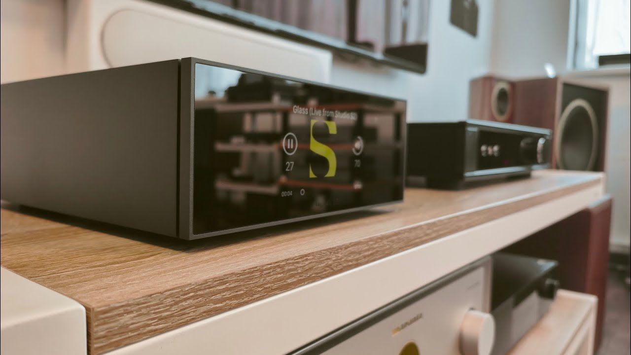 Unboxing New Auralic Vega S1 (4K)