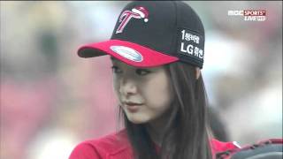 [閒聊] 金智媛 左投右打