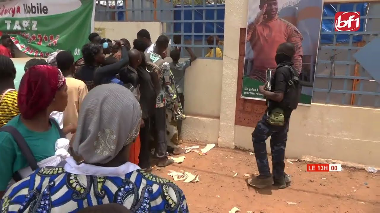 SNC 2026 : le ministre de l’Industrie donne le coup d’envoi de la foire commerciale et artisanale