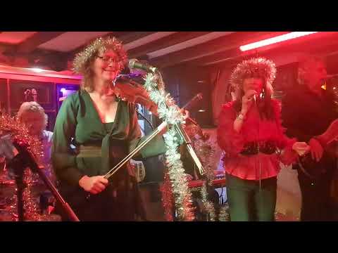 Quill ft Bev Bevan - Mr Blue Sky : Barnoldswick Music & Arts Centre 30th November 2025