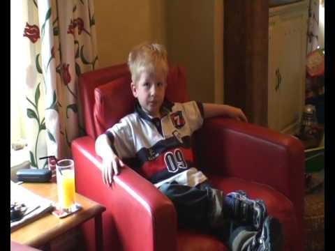 Freddie goes to school