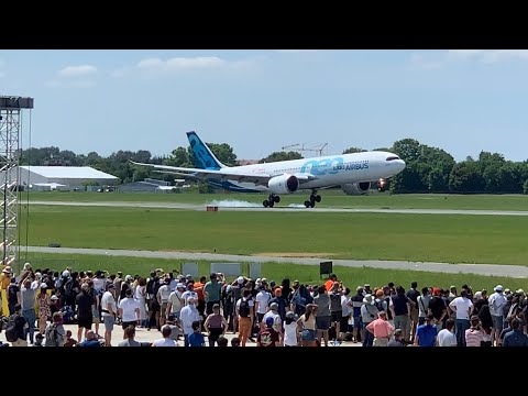 Paris Air Show 2019 | Airbus A330-900 NEO Flight Demostration
