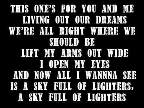 Eminem - Lighters ft Bruno Mars (Lyrics)