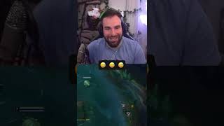 Gank par un blue buff 🤣