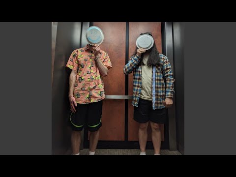 Plastic Bitch (feat. Horizon95)