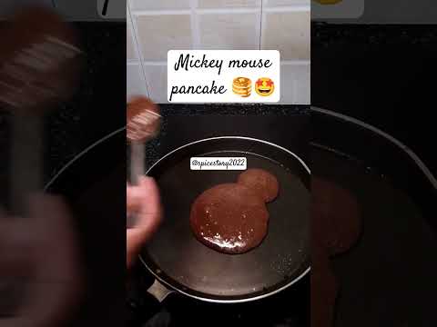 DISNEY FOOD DIY: TURNING PANCAKE into MAGICAL MICKEY MOUSE PANCAKE 🥞😋!|#shorts #youtubeshorts