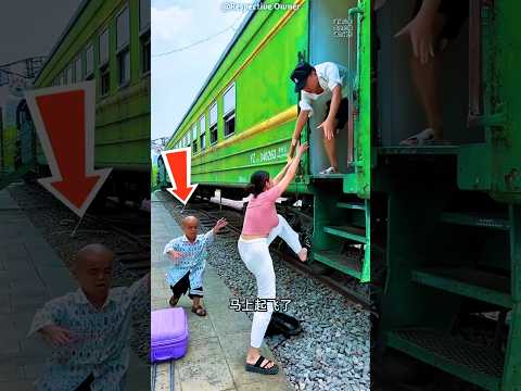 || The train is leaving! 😱 🚂 || (Part 2) #Shorts