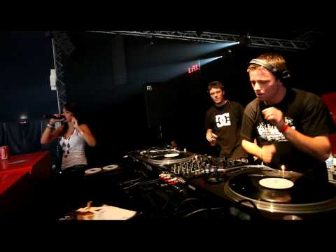 Vicelord b2b Scypus & MC Elvee @ Laundry Day 2009