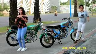 Download lagu Goyang cewek cb hot😄 mp3 Download lagu Goyang cewek cb hot😄 mp3