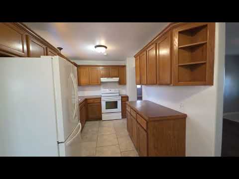 Independence House: 4028 S Pleasant St