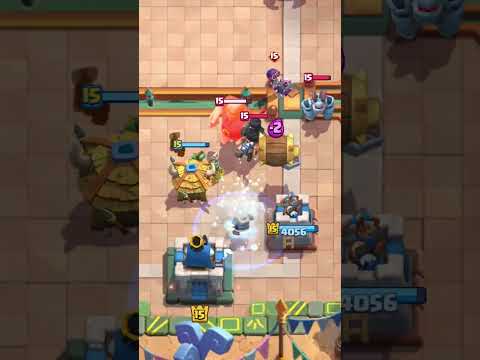 This Deck has CRAZY Defense 🥵