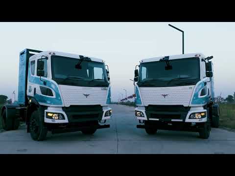 Rhino 5538EV: India’s 1st Electric Truck with Battery Swapping from Montra Electric