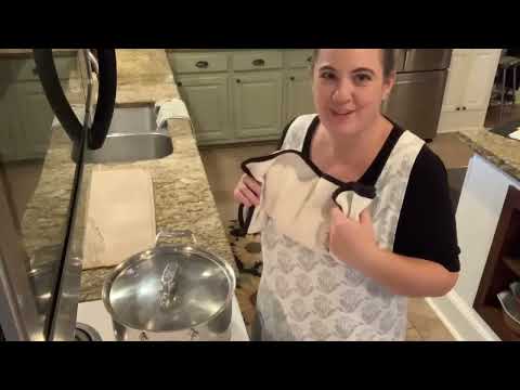 Homemade Caramel Corn that is to die for delicious Chewy, sweet and salty, the perfect combo