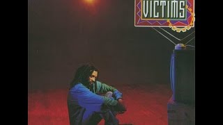 LUCKY DUBE - Lovers in a Dangerous Time (Victims)