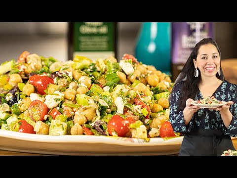 Mediterranean Chickpea Salad Ready in 15 Mins!