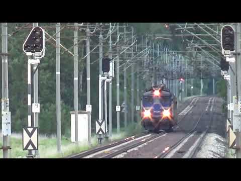 IC Mehoffer na długiej prostej w Przedmościu.