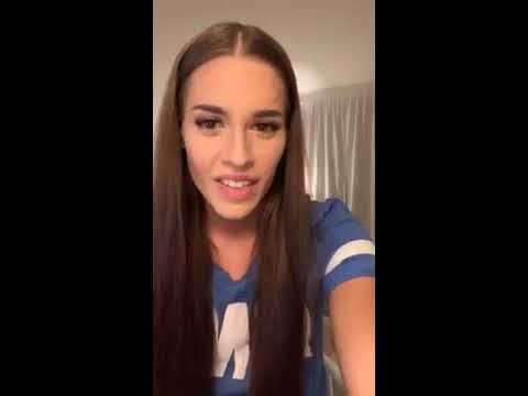 download lagu mp3 mp4 Dellai Twins, download lagu Dellai Twins gratis, unduh video klip Dellai Twins