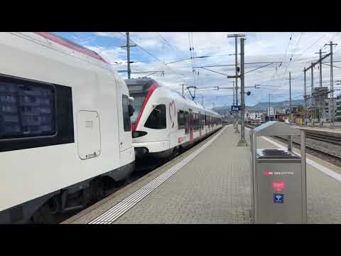 RABe 523 043 Einfahrt in Zug.