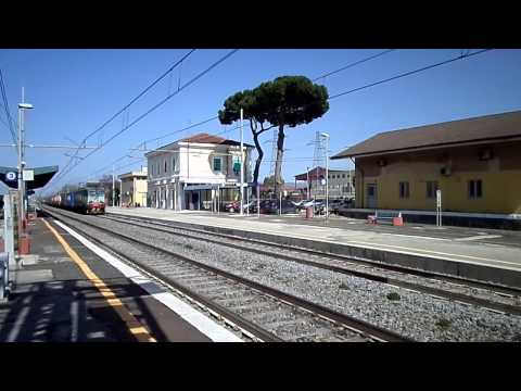 E656.603 sul TCS 51015 Milano Smistamento - Villa San Giovanni Bolano, in transito a Pomezia