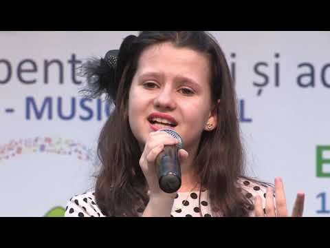 Nichiteanu Mădălina, 10 ani, Botosani - ALL OF ME