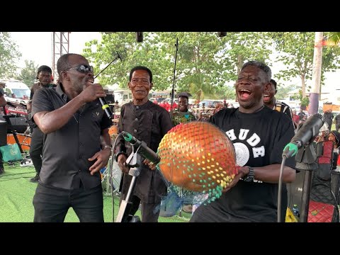 Nana Tabri Heats up the Stage with Agya Koo. Wow Powerful Performance #nanatabriliveband