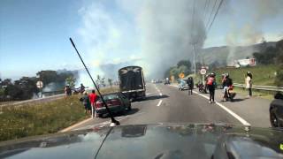 preview picture of video 'Incendio Explosión polvorería vía Bogotá-Girardot'