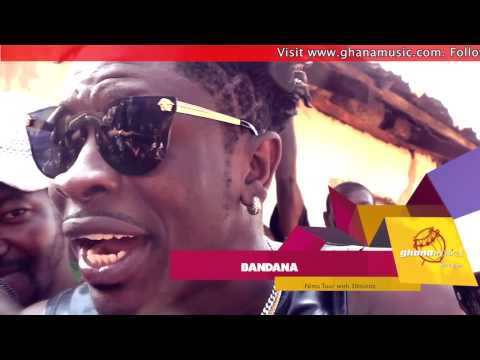 Bandana (Shatta Wale) - Freestyles 'Dancehall King' in Nima | GhanaMusic.com Video