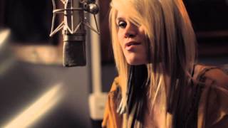moves like jagger cover by nicolle galyon